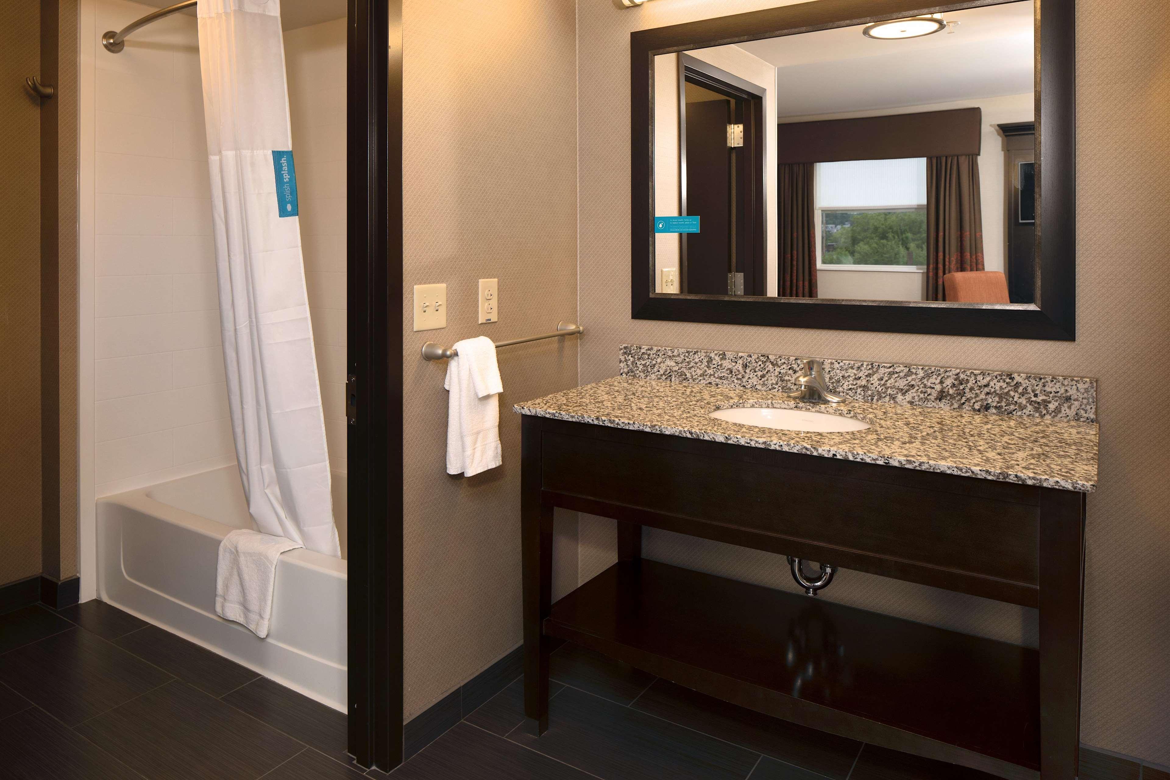 Hampton Inn Lewiston-Auburn Exterior foto